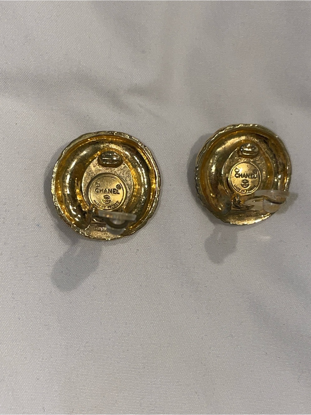CHANEL Gold-Tone Round Button Earrings with Tiger Eye Centers - Picture 3 of 4